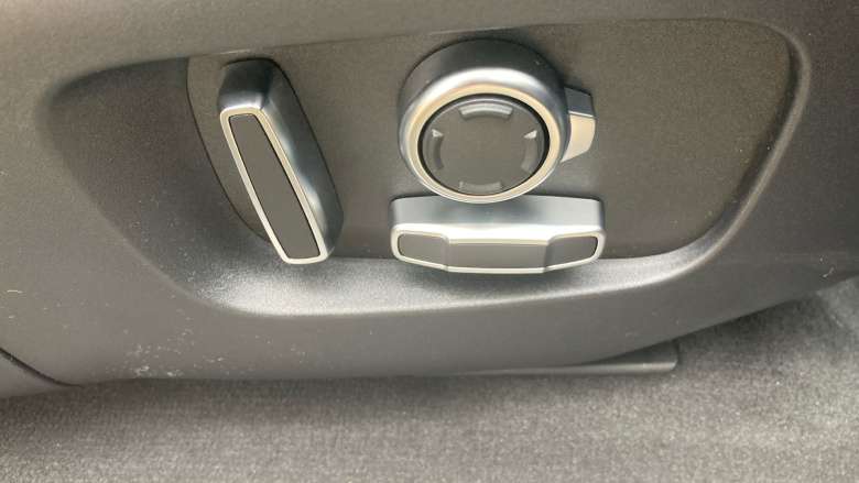 Land Rover Range Rover Evoque 1.5 P270e Autobiography 5dr Auto [Revised] Hatchback